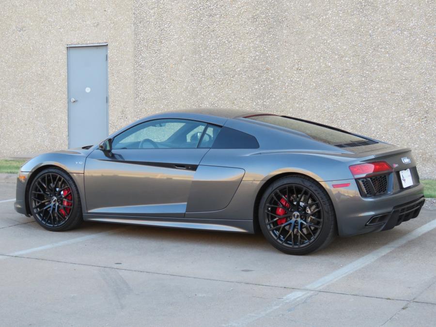  Audi R8 RWS 2018 года  (фото 2 из 70)